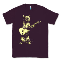 Plum cat playing guitar Classic Tee - linhVisuals