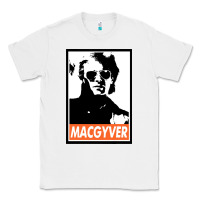 White macgyver Classic Tee - linhVisuals