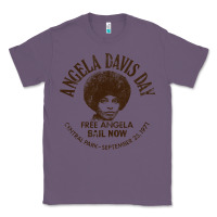Lavender angela davis day 70s black rights Classic Tee - linhVisuals