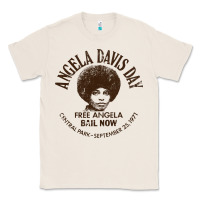 Natural angela davis day 70s black rights Classic Tee - linhVisuals