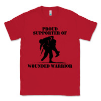 Red wounded war Classic Tee - linhVisuals