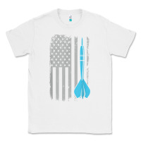 White throwing darts   vintage usa american flag for dart players t shirt Classic Tee - linhVisuals