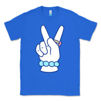 True Royal girl peace sign Classic Tee - linhVisuals