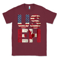 Burgundy canada us eh american canadian flag vintage america colors patriotic g Classic Tee - linhVisuals