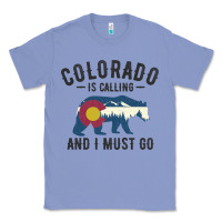 Colony Blue colorado is calling and i must go state flag with wild bear Classic Tee - linhVisuals