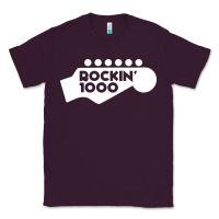 Plum rockin 1000 musician Classic Tee - linhVisuals