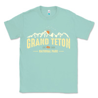 Seafoam grand teton national park est 1929 vinage wyoming mountains graphic Classic Tee - linhVisuals