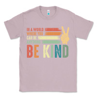 Lilac in a world where you can be anything be kind kindness inspirational gi Classic Tee - linhVisuals