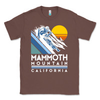 Chestnut mammoth mountain california retro ski sweatshirt Classic Tee - linhVisuals