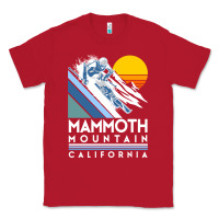 Red mammoth mountain california retro ski sweatshirt Classic Tee - linhVisuals