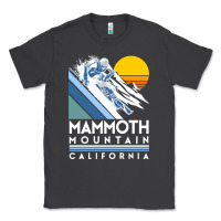 Smoke mammoth mountain california retro ski sweatshirt Classic Tee - linhVisuals