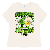 Bone everybody in the pub getting tipsy artiststas Ladies Tee - Artiststas