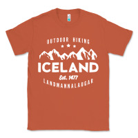 Copper iceland hiking landmannalaugar est 1477 Classic Tee - linhVisuals