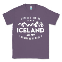 Lavender iceland hiking landmannalaugar est 1477 Classic Tee - linhVisuals
