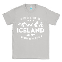 Moon Dust iceland hiking landmannalaugar est 1477 Classic Tee - linhVisuals