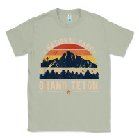 Matcha national park grand teton vintage retro hiking Classic Tee - linhVisuals