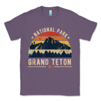 Lavender national park grand teton vintage retro hiking Classic Tee - linhVisuals