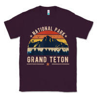 Plum national park grand teton vintage retro hiking Classic Tee - linhVisuals