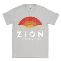Moon Dust retro zion national park us vintage utah adventure hiking Classic Tee - linhVisuals