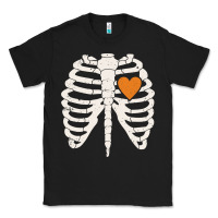 Black skeleton rib case orange pumpkin heart vintage halloween anatomy costu Classic Tee - linhVisuals