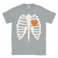 Heather Grey skeleton rib case orange pumpkin heart vintage halloween anatomy costu Classic Tee - linhVisuals