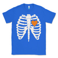 True Royal skeleton rib case orange pumpkin heart vintage halloween anatomy costu Classic Tee - linhVisuals