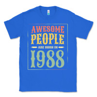 True Royal vintage 1988 awesome people are born in 1988 31st birthday gift for me Classic Tee - linhVisuals