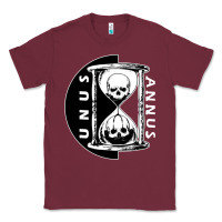 Burgundy unus annus Classic Tee - linhVisuals