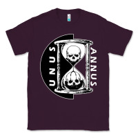 Plum unus annus Classic Tee - linhVisuals