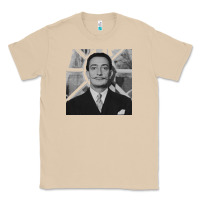 Mushroom swans reflecting elephants 1937 by salvador dali 83665573 Classic Tee - linhVisuals
