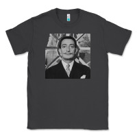Smoke swans reflecting elephants 1937 by salvador dali 83665573 Classic Tee - linhVisuals
