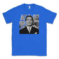 True Royal swans reflecting elephants 1937 by salvador dali 83665573 Classic Tee - linhVisuals
