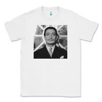 White swans reflecting elephants 1937 by salvador dali 83665573 Classic Tee - linhVisuals