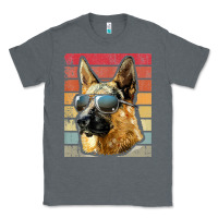Charcoal Heather retro vintage german shepherd german shepherd dog gift Classic Tee - linhVisuals