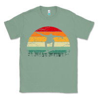 Sage skateboard vintage for skateboards lovers Classic Tee - linhVisuals