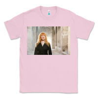 Bubblegum Pink sacks & co loreena mckennitt Classic Tee - linhVisuals