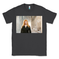 Smoke sacks & co loreena mckennitt Classic Tee - linhVisuals