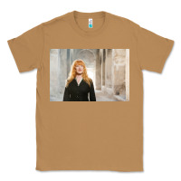 Toasted Coconut sacks & co loreena mckennitt Classic Tee - linhVisuals