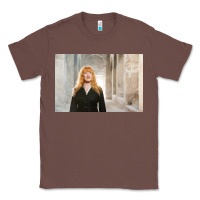 Chestnut sacks & co loreena mckennitt Classic Tee - linhVisuals