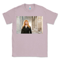 Lilac sacks & co loreena mckennitt Classic Tee - linhVisuals