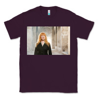 Plum sacks & co loreena mckennitt Classic Tee - linhVisuals