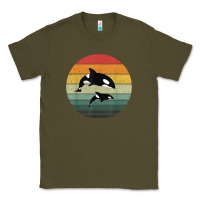 Army Green orca family vintage retro art, killer whale family Classic Tee - linhVisuals