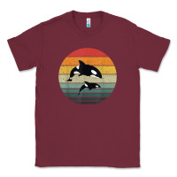 Burgundy orca family vintage retro art, killer whale family Classic Tee - linhVisuals