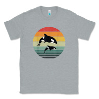 Heather Grey orca family vintage retro art, killer whale family Classic Tee - linhVisuals