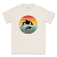 Natural orca family vintage retro art, killer whale family Classic Tee - linhVisuals