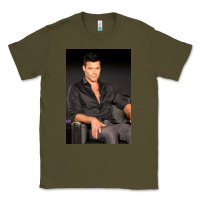 Army Green who is ricky martin playing in ameri Classic Tee - linhVisuals