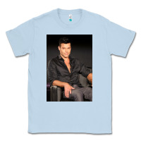 Dusty Blue who is ricky martin playing in ameri Classic Tee - linhVisuals