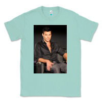 Seafoam who is ricky martin playing in ameri Classic Tee - linhVisuals