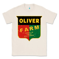 Natural oliver farm Classic Tee - linhVisuals