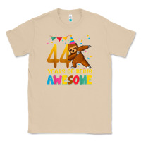 Mushroom 44 years old birthday sloth dabbing 44th birthday sloth Classic Tee - linhVisuals